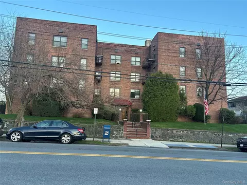 470 N Broadway #B27, Yonkers, NY 10701