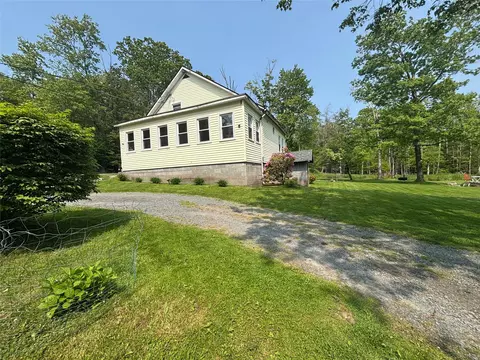 466 Rose Rd, Woodbourne, NY 12788