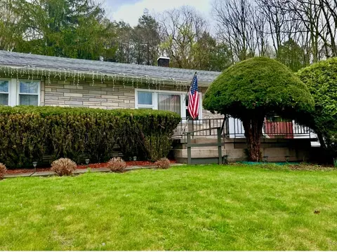 56 Highland Dr, South Fallsburg, NY 12779