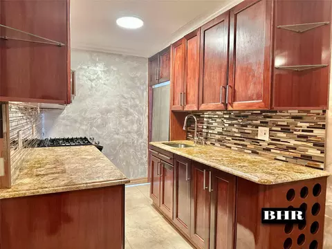 2461 E 29th St #4N, Brooklyn, NY 11235