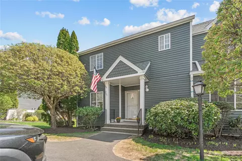 701 Kensington Ct, Southeast, NY 10509