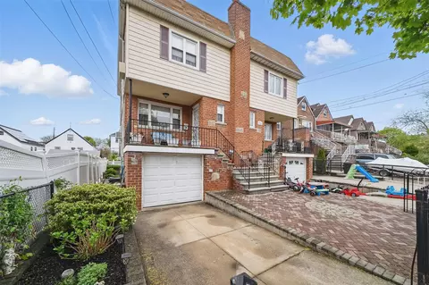 1028 Swinton Ave, New York, NY 10465