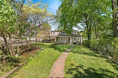 22 Terrace Pl, Cortlandt, NY 10520
