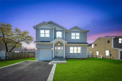 4188 Florence Rd, Bethpage, NY 11714