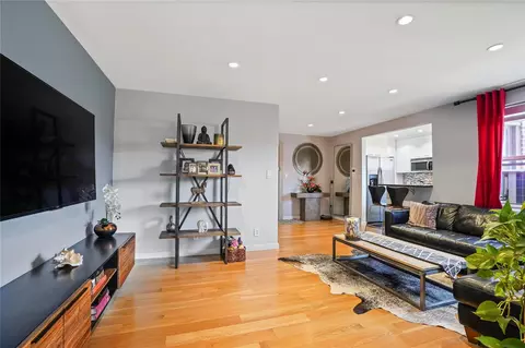 5221 65th Pl #6N, Maspeth, NY 11378