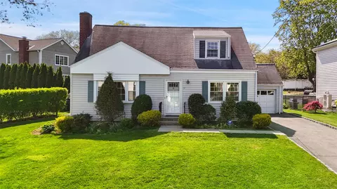 3 Hanfling Rd, Scarsdale, NY 10583