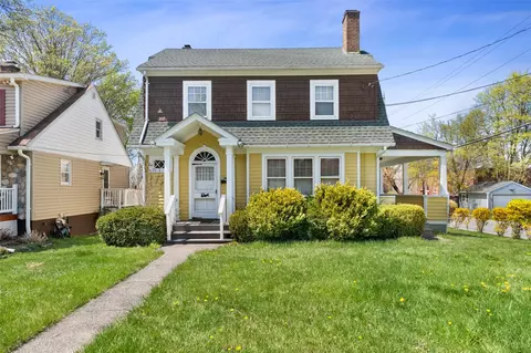 67 S Mesier Ave, Wappinger, NY 12590