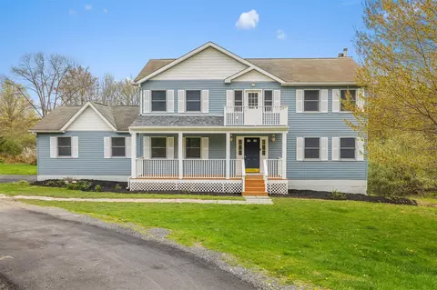 326 Ridge Rd, Hamptonburgh, NY 10916