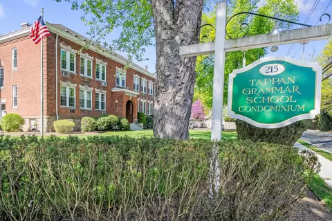 215 Washington St #11, Orangetown, NY 10983