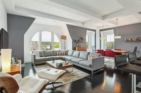 225 Stanley Ave #412, Mamaroneck, NY 10543