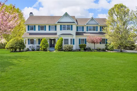 52 Lane Gate Rd, Wappinger, NY 12590