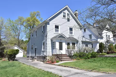 14 Alpine Rd, New Rochelle, NY 10804