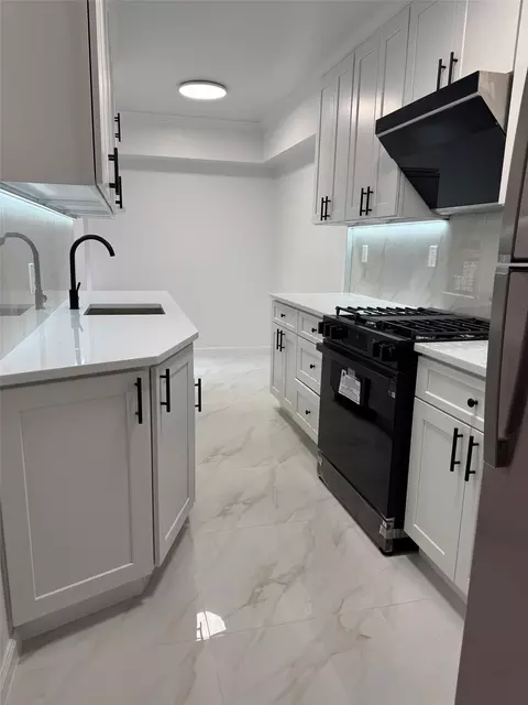 33-07 91 St #2A, Jackson Heights, NY 11372