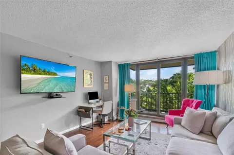 25 Rockledge Ave #614E, White Plains, NY 10601