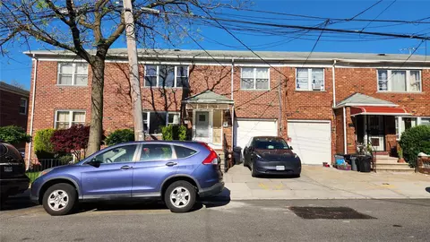 12-38 118 St, New York, NY 11356