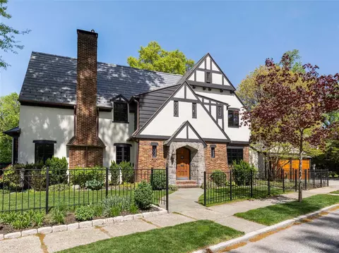 26 Parkway E, Mount Vernon, NY 10552