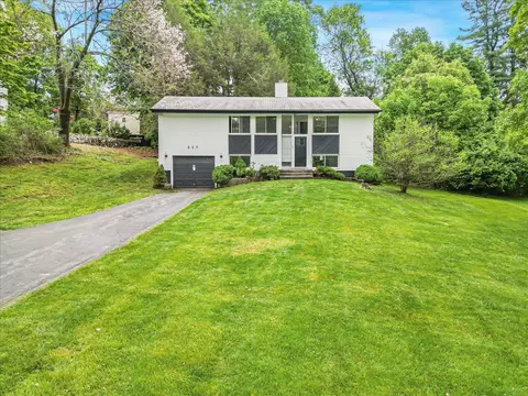 227 California Rd, Yorktown, NY 10598