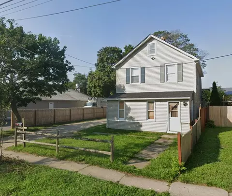 313 Osborn Ave, Riverhead, NY 11901