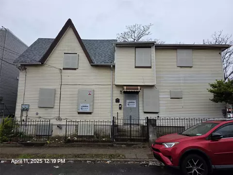 11110 153rd St, Jamaica, NY 11433