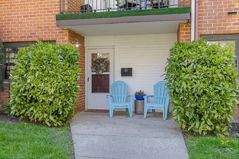 59 Fieldstone Dr #21, Greenburgh, NY 10530