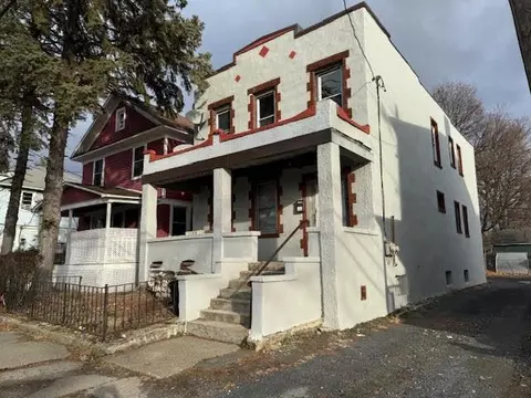 73 S Robinson Ave, Newburgh, NY 12550