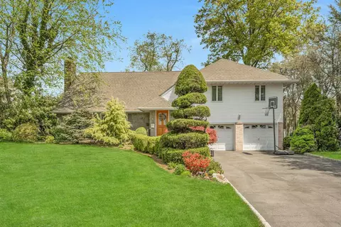 4 Nancy Pl, Bronxville, NY 10708