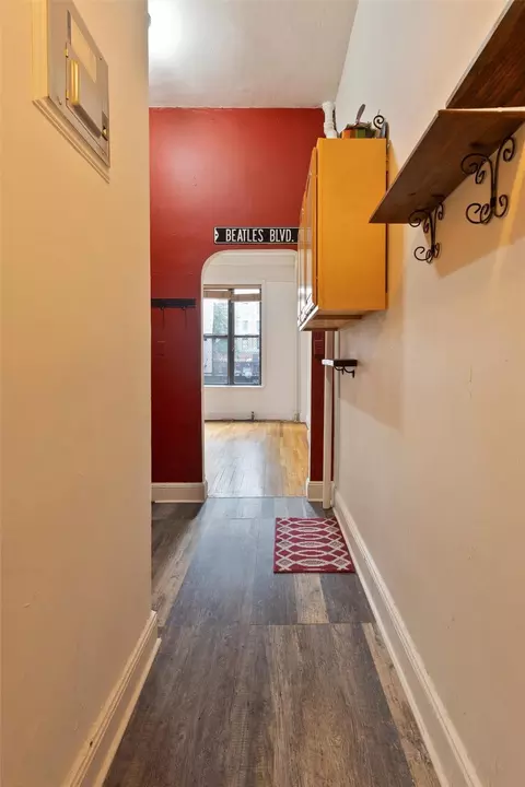 135-137 W 115th St #1E, New York, NY 10026