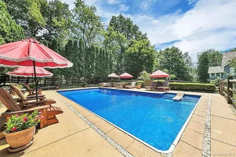 Exterior - 421 Spring St, Monroe, NY 10950 photo 6 of 13