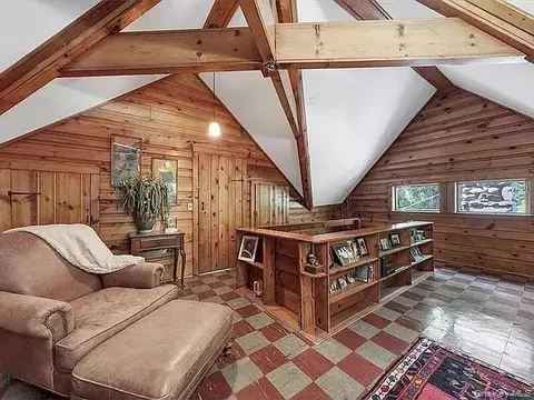 Entry Way - 421 Spring St, Monroe, NY 10950 photo 7 of 8