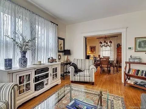 Living - 421 Spring St, Monroe, NY 10950 photo 3 of 4