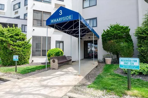 725 Miller Ave #330, Freeport, NY 11520