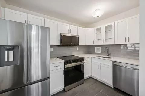 162-30 Powells Cove Blvd #6C, New York, NY 11357