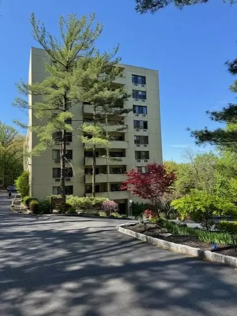 1 David Ln #5E, Yonkers, NY 10701