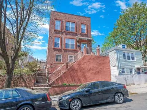 4317 Boyd Ave, New York, NY 10466