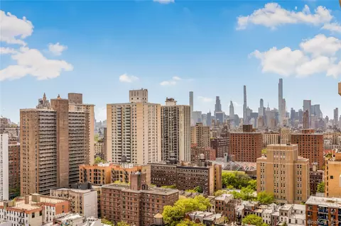 175 W 95th St #27G, New York, NY 10025
