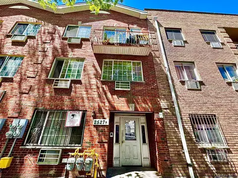 2527 Frisby Ave # B, New York, NY 10461