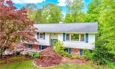 244 Shear Hill Rd, Mahopac, NY 10541