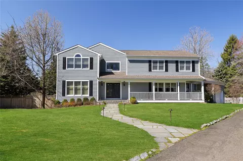 11 Castle View Ct, Rye Brook, NY 10573