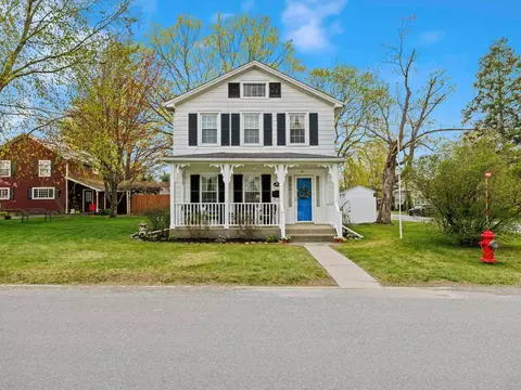 20 Prince St, Red Hook, NY 12571