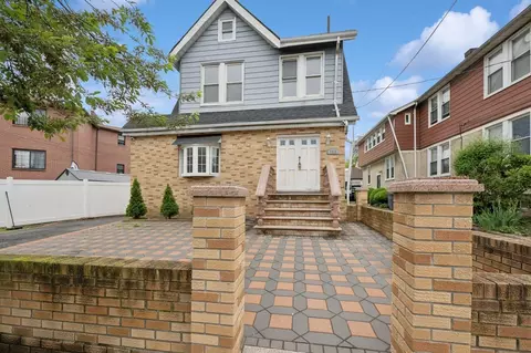 31-50 Buell, New York, NY 11369
