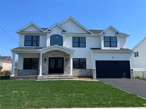 10 19th St, Jericho, NY 11753