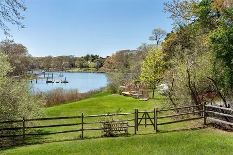 7 Gazon Rd, Shelter Island, NY 11964