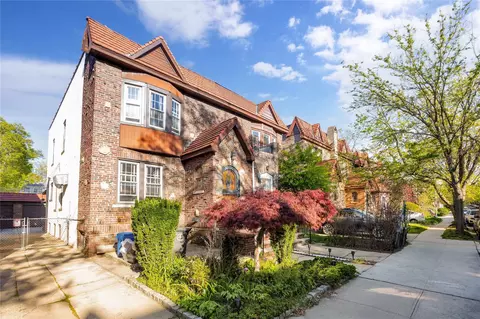 45-45 215th Pl, New York, NY 11361