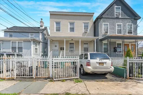 515 S 9th Ave, Mount Vernon, NY 10550