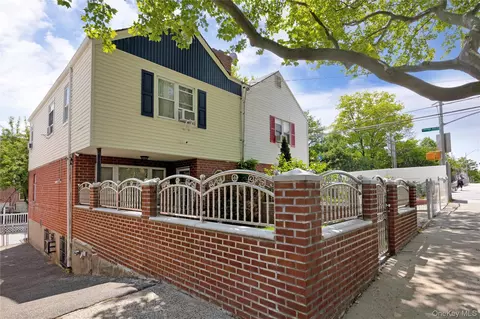 3152 Randall Ave, New York, NY 10465