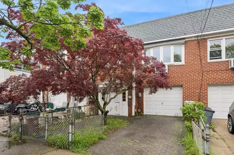 248 Kearney Ave, New York, NY 10465