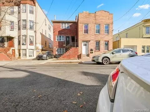 1620 Taylor Ave, New York, NY 10460