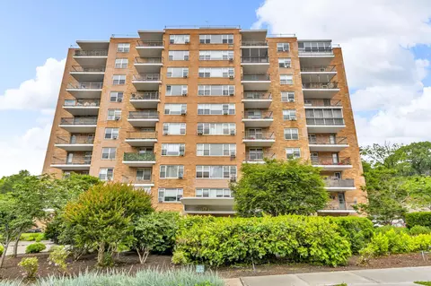 2601 Henry Hudson Pkwy #5E, New York, NY 10463