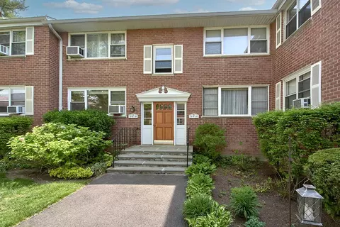 121 N Broadway # 31A, White Plains, NY 10603