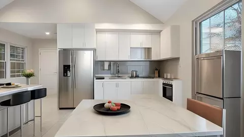 330 Underhill Ave, New York, NY 10473